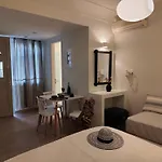 Filippa Apartment *